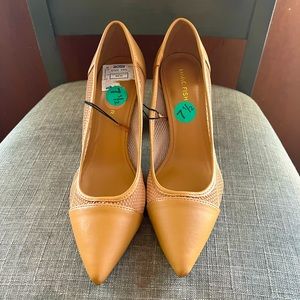 Beautiful thick heeled shoes